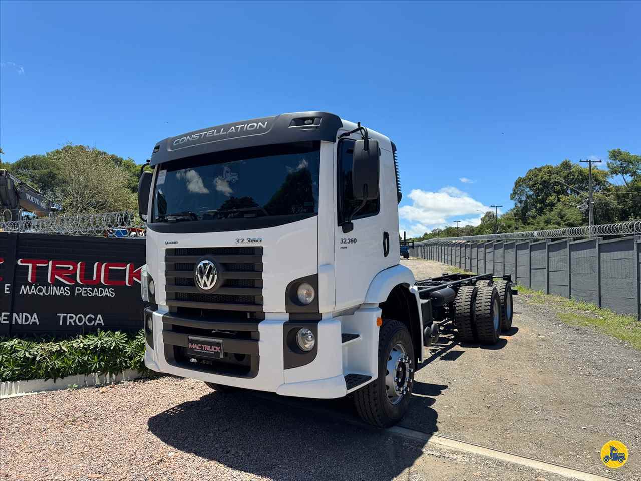 CAMINHAO VOLKSWAGEN VW 32360 Chassis Truck 6x4 MacTruck CURITIBA PARANÁ PR
